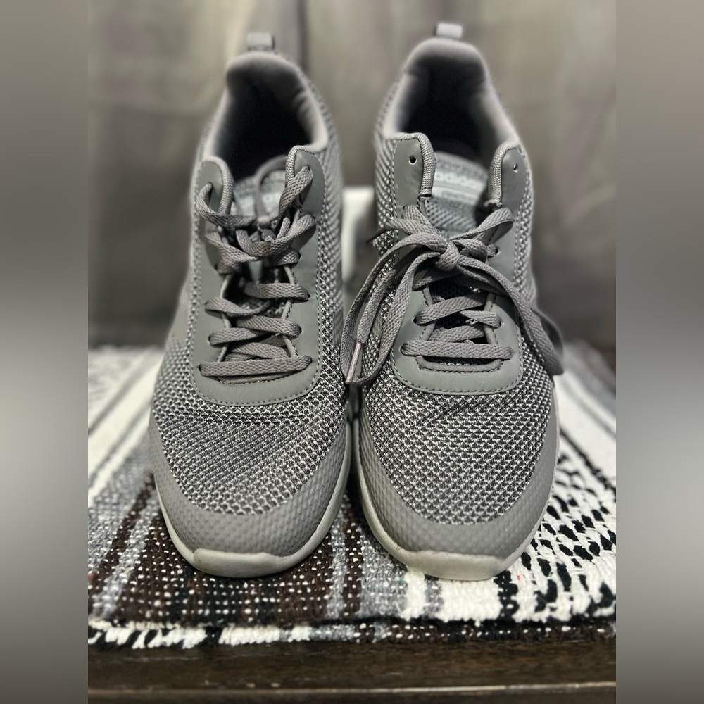 Men's Adidas Element Race Athletic Fashion Sneakers [DB1454] Size 10